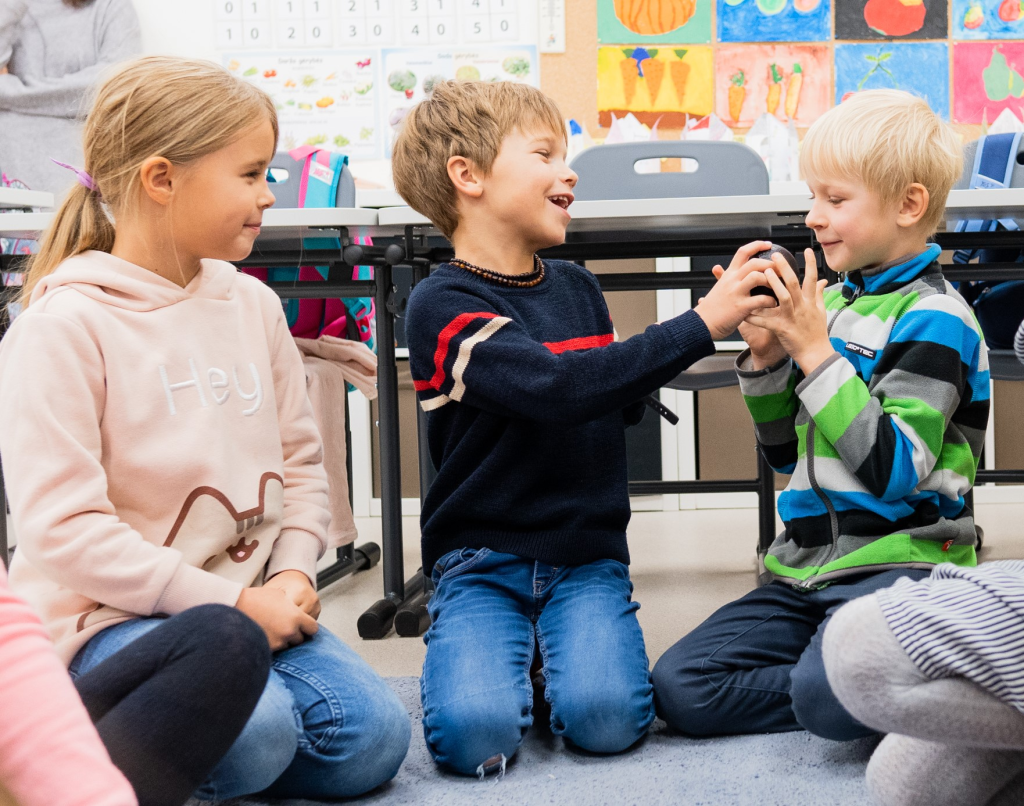 privati mokykla „Pažinimo medis“