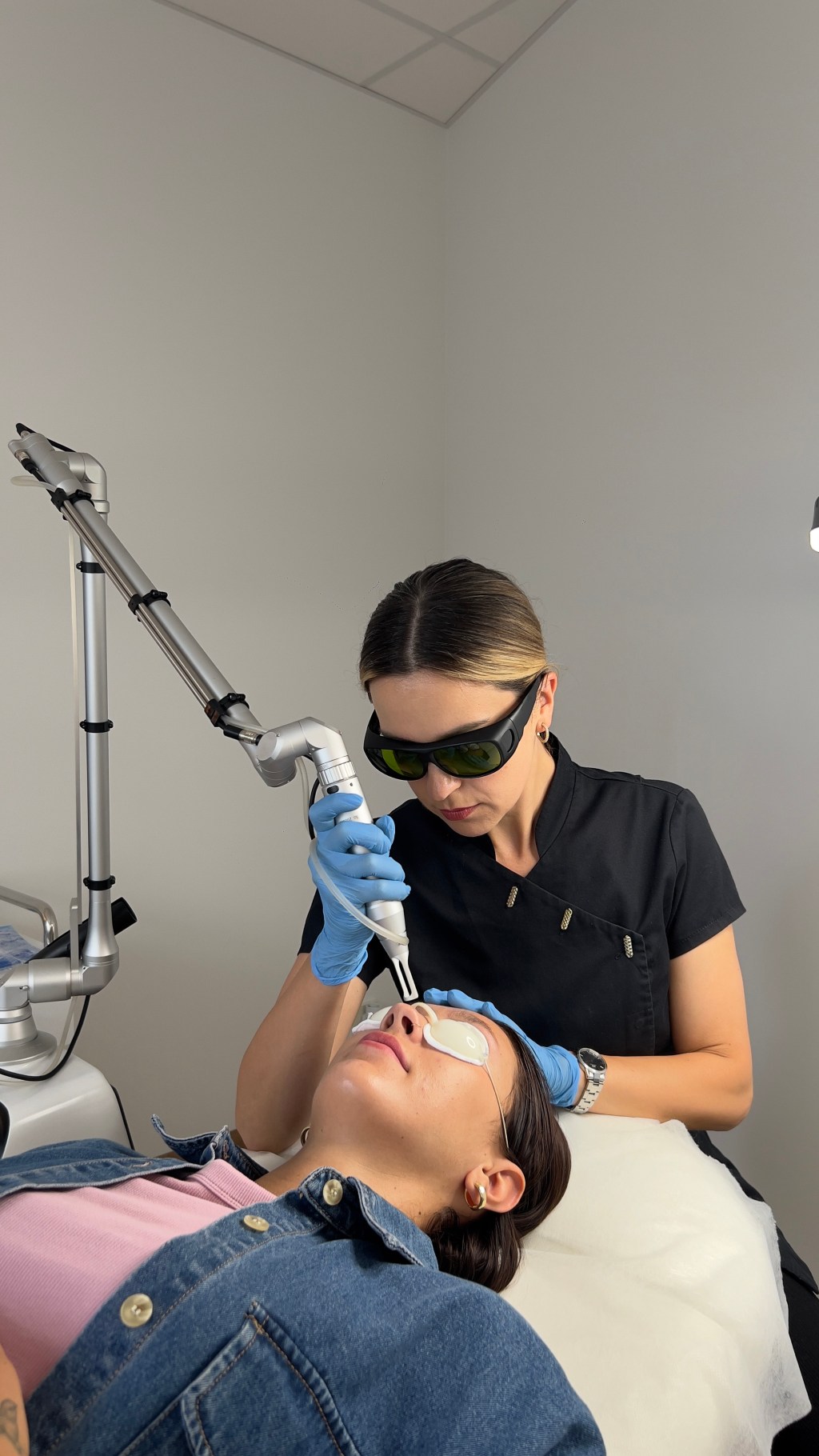 Grąžinkite natūralų grožį – saugus permanentinio makiažo šalinimas su&nbsp;Lavi-estetika